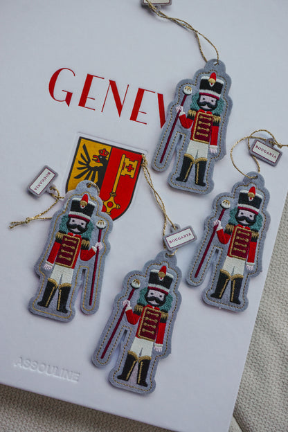 Enfeite Quebra-nozes